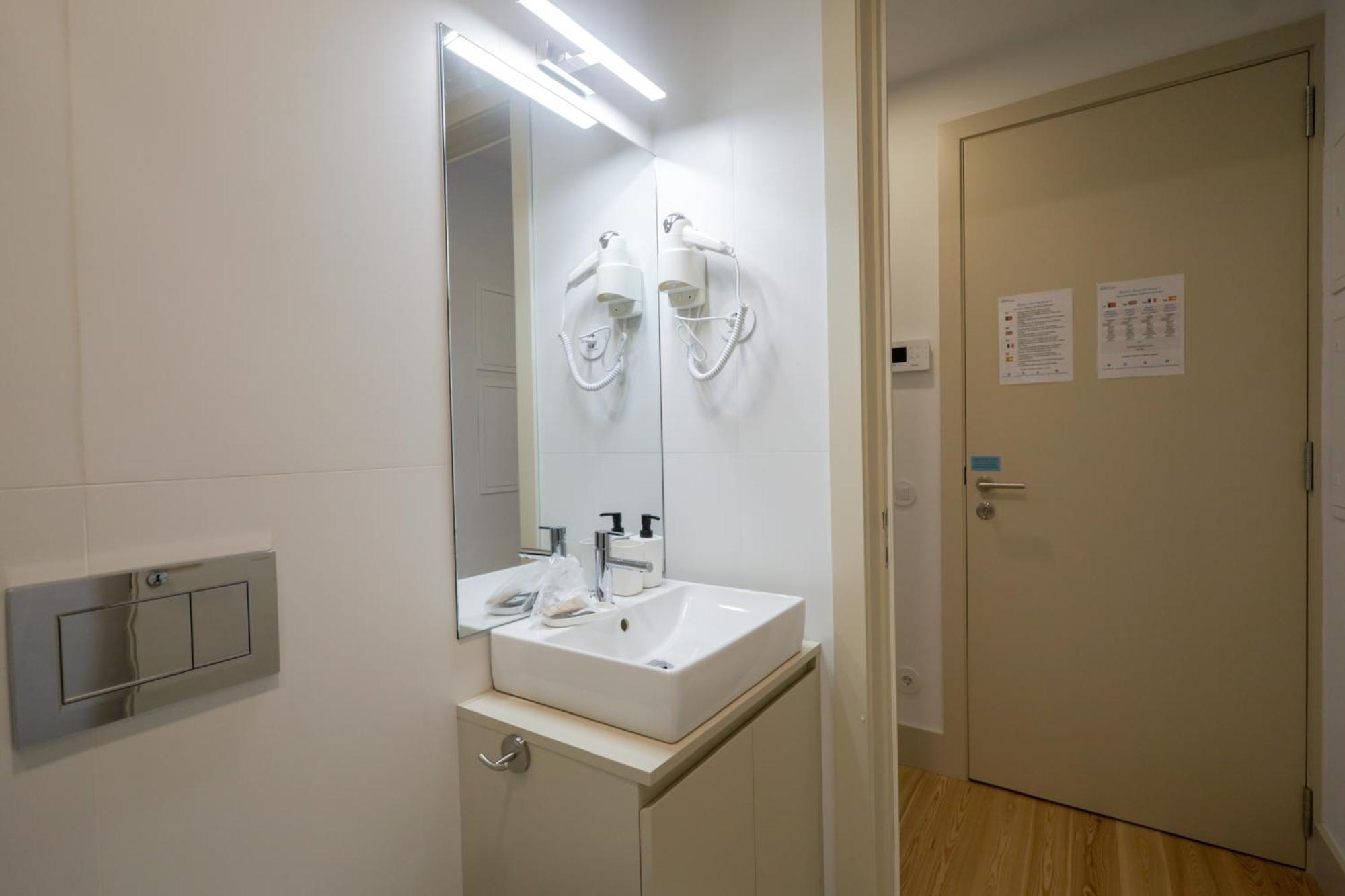 Martires Sweet Apts By Portocityhosts Номер фото